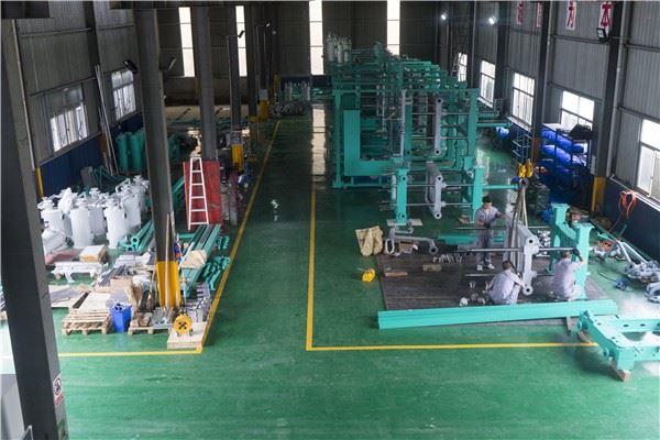 Foam Vacuum Forming Machine